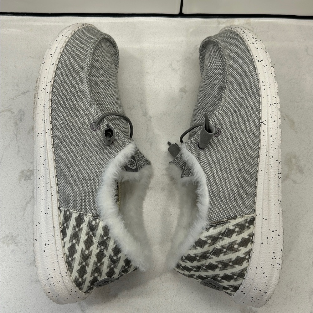 Hey Dude Wendy Funk Wool Light Grey Slip On Shoe Women's Size 9 - Picture 6 of 16